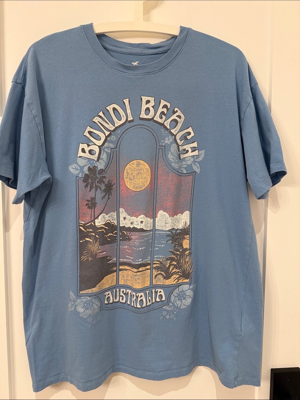 Hollister Bondi Beach Australia Graphic Tee Oversized S